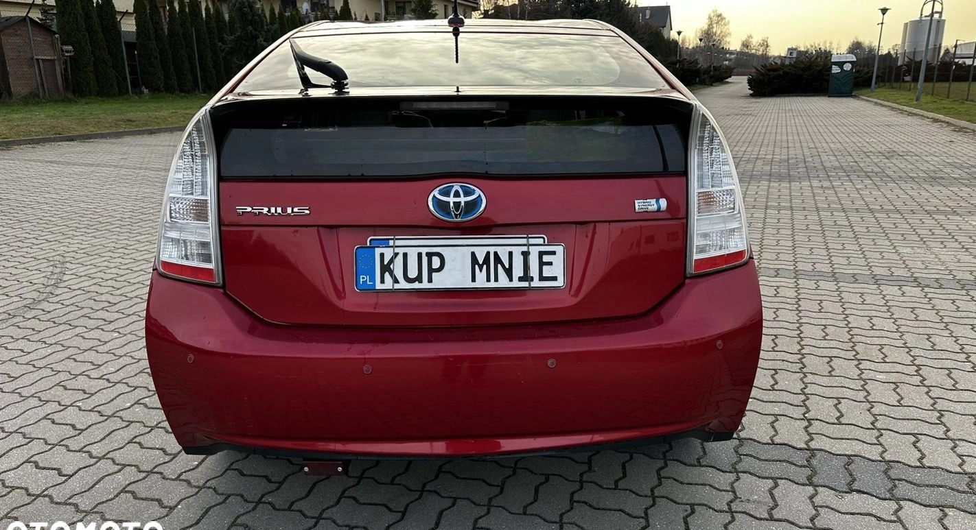 Toyota Prius cena 37770 przebieg: 224881, rok produkcji 2010 z Piaseczno małe 562